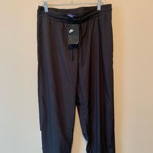 NIKE WINDBREAKER PANTS! 🔥🔥🔥🔥✔️